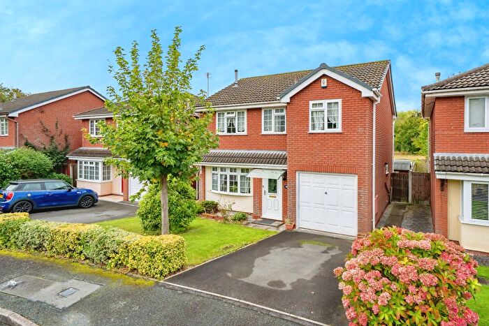 4 Bedroom Detached House For Sale In Gresford Close, Callands, Warrington, WA5
