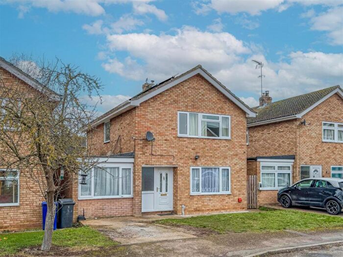 4 Bedroom Detached House For Sale In Gorse Close, Red Lodge, IP28