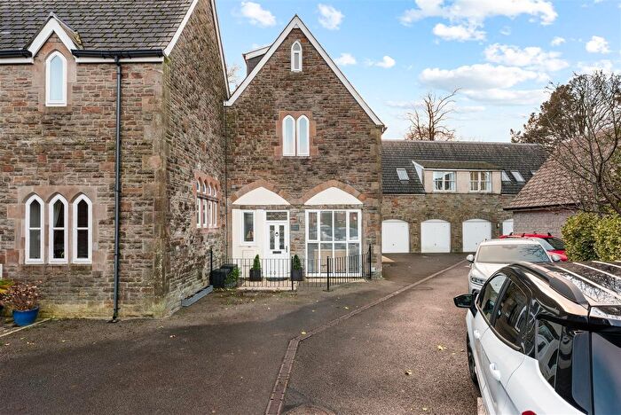 2 Bedroom Town House For Sale In Rembrandt Court, Swansea, SA2