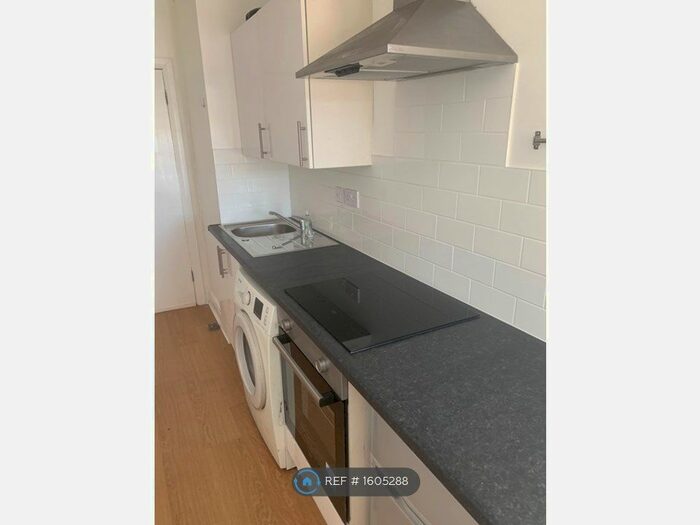 Studio To Rent In Watford Road, Watford, HA1