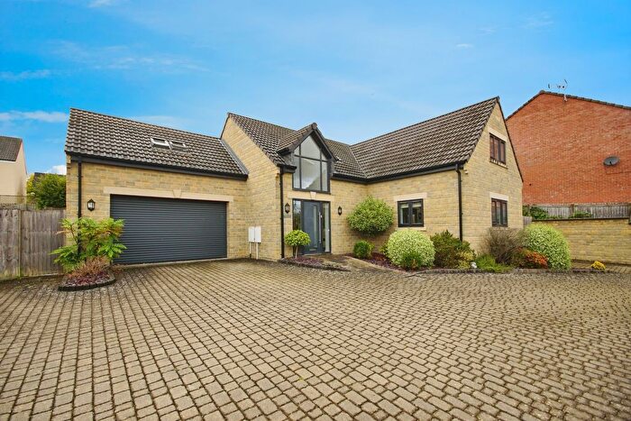 4 Bedroom Detached House For Sale In Charfield Road, Kingswood, Wotton-Under-Edge, Gloucestershire, GL12