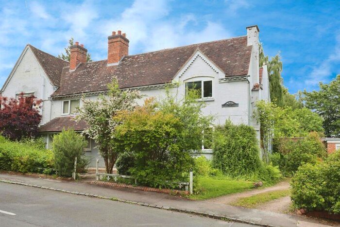 5 Bedroom Character Property For Sale In School Hill, Offchurch, Leamington Spa, CV33