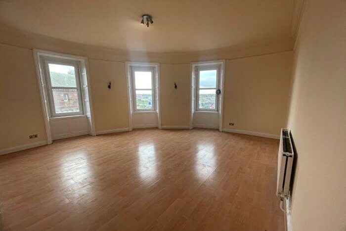 3 Bedroom Flat To Rent In Alloway Street, Ayr, KA7