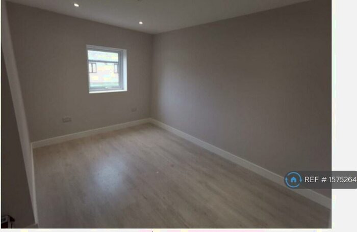 1 Bedroom Flat To Rent In Elizabeth House, Worminghall, Aylesbury, HP18