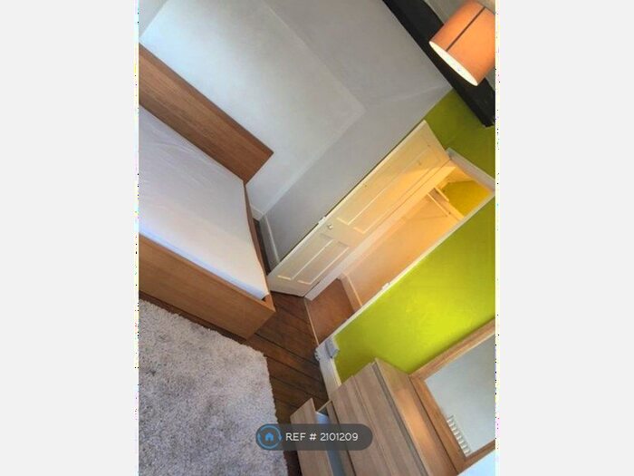 7 Bedroom Terraced House To Rent In Brunswick Street, Sheffield, S10