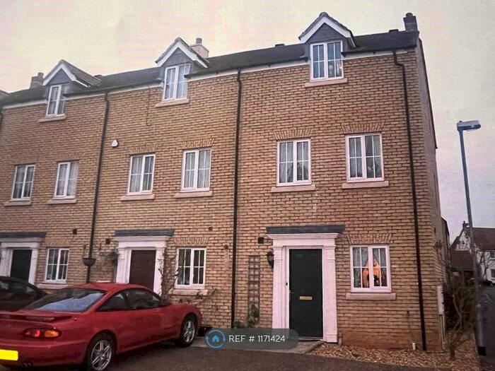4 Bedroom End Of Terrace House To Rent In Alexander Chase, Ely, CB6