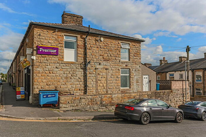 2 Bedroom Apartment To Rent In Whalley Road, Read, BB12