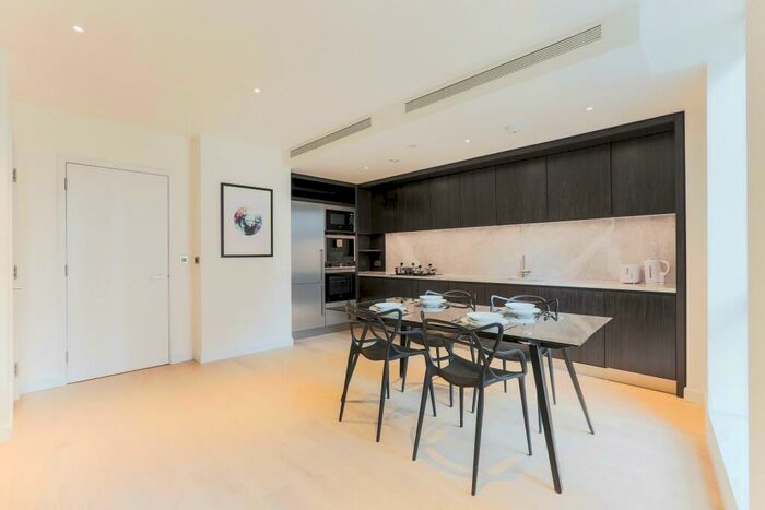 2 Bedroom Apartment To Rent In Charrington Tower, New Providence Wharf, E14