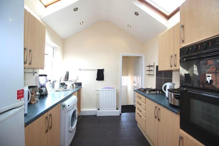 6 Bedroom Maisonette To Rent In Glenthorn Road, West Jesmond, NE2