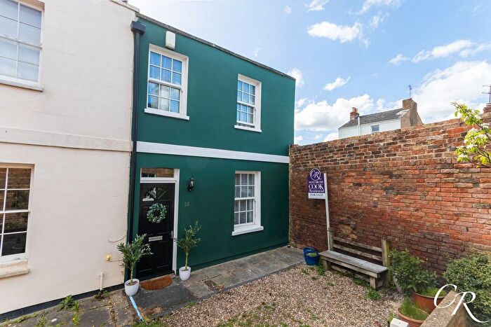 3 Bedroom Terraced House For Sale In Victoria Retreat, Leckhampton, GL50