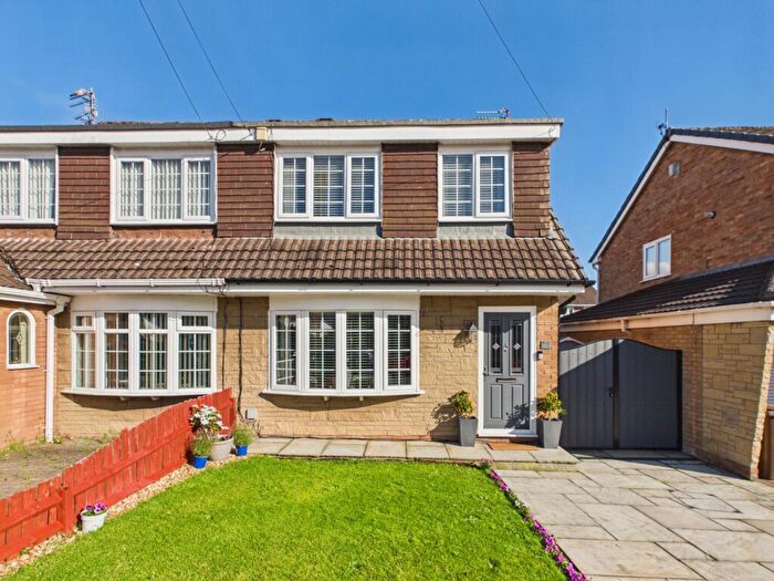 3 Bedroom Semi-Detached House For Sale In Mallory Avenue, Lydiate, Liverpool, Merseyside, L31