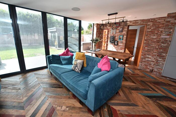 4 Bedroom Detached House For Sale In Church Lane, Costock, LE12
