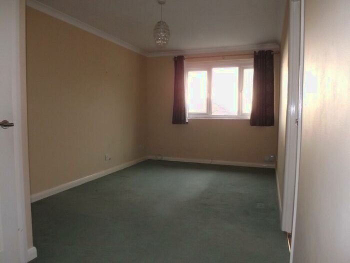 1 Bedroom Flat To Rent In Wagtail Way, Fareham, PO16