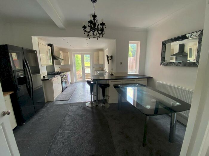 3 Bedroom Terraced House To Rent In Abbey Drive, Leicester, LE4