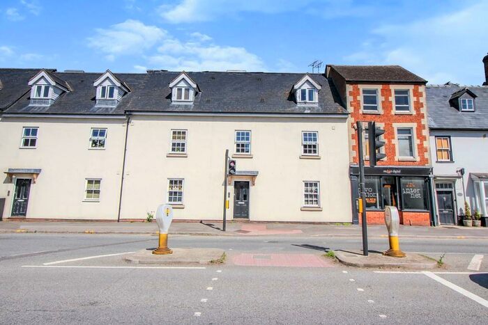2 Bedroom Apartment To Rent In Swindon Street, Highworth, SN6