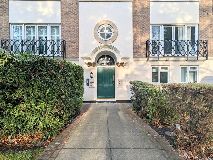 2 Bedroom Flat To Rent In Hawkesbury Mews, Darlington, DL3