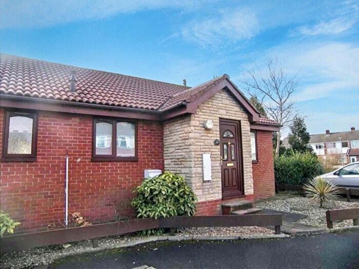 2 Bedroom Semi-Detached Bungalow To Rent In Thorneyburn Way, Malvins, Blyth, Northumberland, NE24