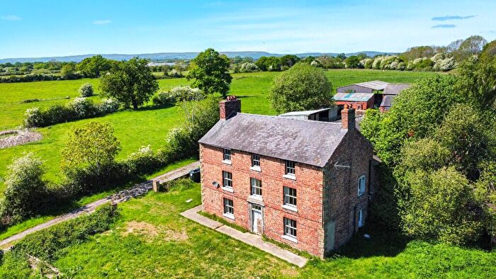 7 Bedroom Farm House For Sale In Parkey Farm, Cross Lanes, Wrexham, LL13