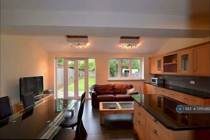 4 Bedroom Semi-Detached House To Rent In Argyle Road, North Harrow, HA2