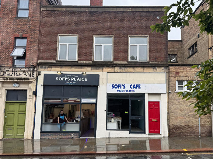2 Bedroom Apartment To Rent In Castle Street, Dudley, West Midlands, DY1