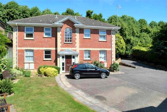 1 Bedroom Flat To Rent In Woodbury Park Road, Tunbridge Wells, Kent, TN4