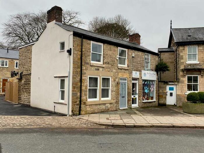 2 Bedroom Cottage To Rent In Westgate, Wetherby, LS22