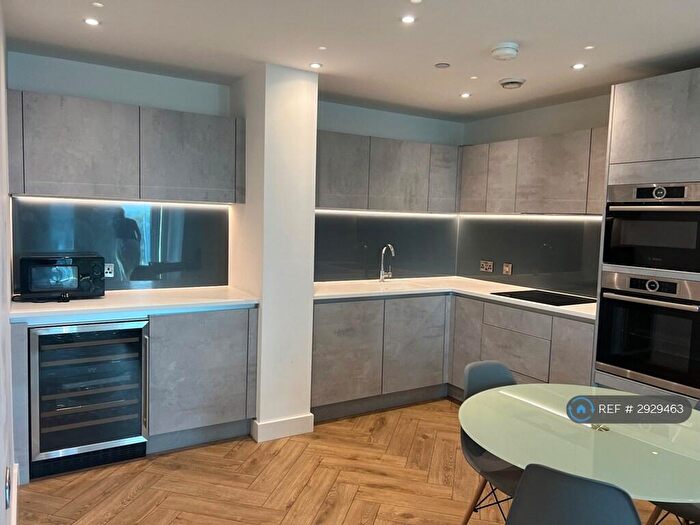 2 Bedroom Flat To Rent In Silvercroft Street, Manchester, M15