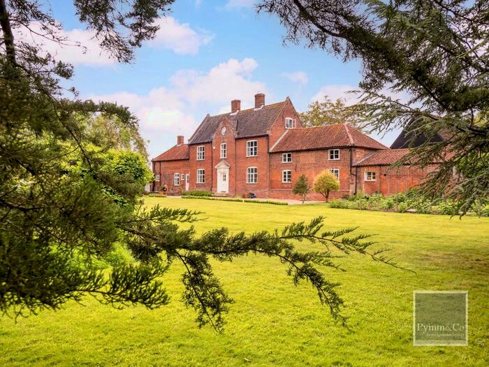 7 Bedroom Detached House For Sale In Nicholls Corner, Alpington, NR14