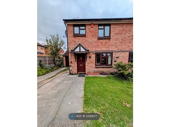 3 Bedroom Semi-Detached House To Rent In Wisley Close, West Bridgford, Nottingham, NG2