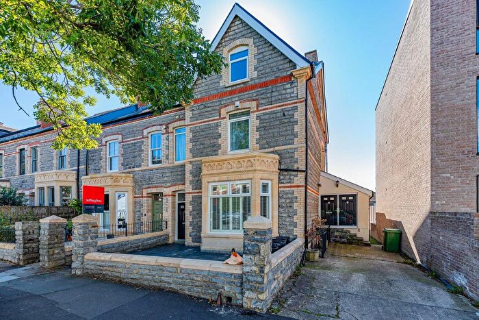 Studio To Rent In Windsor Road, Penarth, CF64