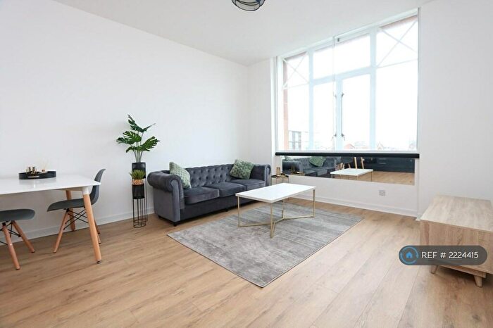 1 Bedroom Flat To Rent In Candleriggs, Glasgow, G1