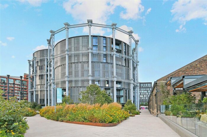 1 Bedroom Flat To Rent In Lewis Cubitt Square, King's Cross, N1C