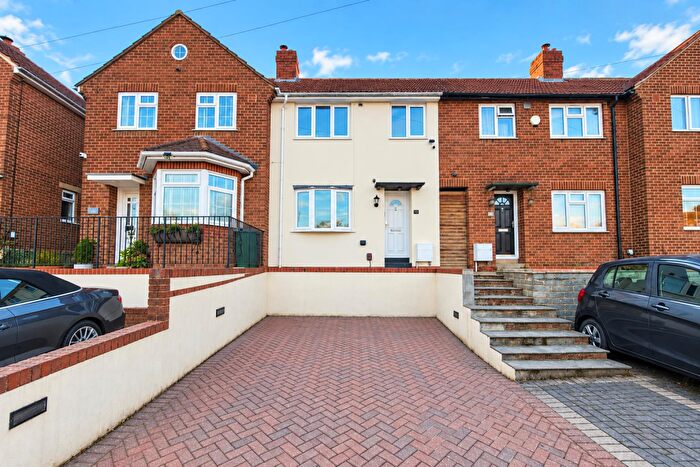 3 Bedroom Terraced House For Sale In Elaine Avenue, Rochester, ME2