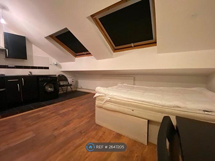 Studio To Rent In Grange Park Road, Thornton Heath, CR7