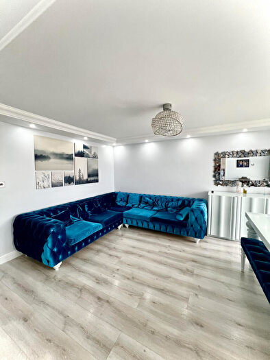 2 Bedroom Flat To Rent In Cedar Road, EN2