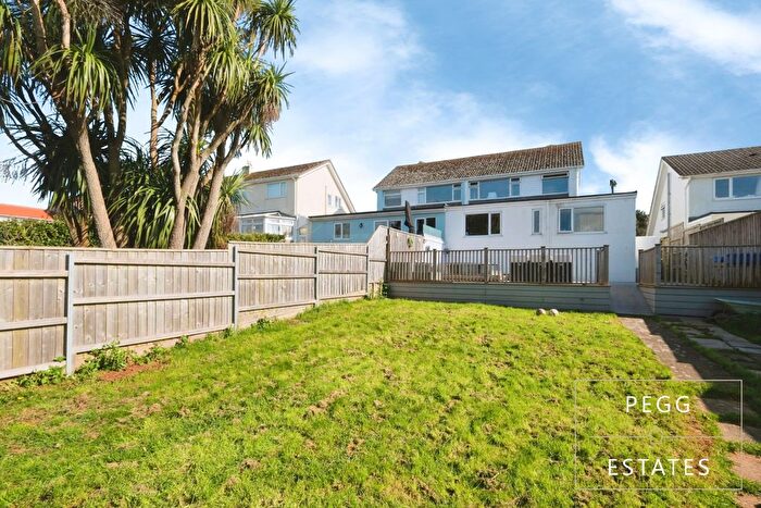 4 Bedroom Semi-Detached House For Sale In Davies Avenue, Paignton, TQ4