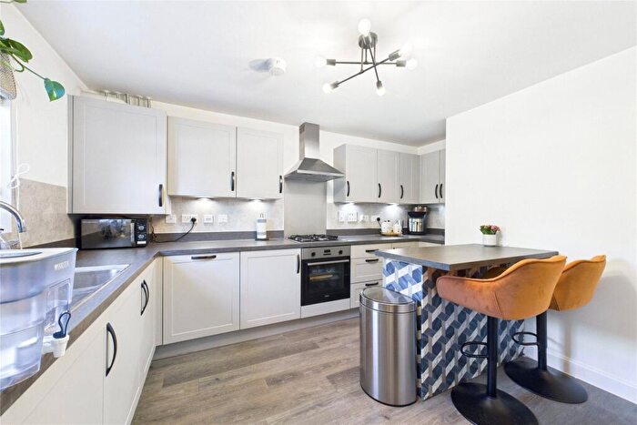 3 Bedroom Semi-Detached House To Rent In Wheat Street, Finchwood Park, Wokingham, Berkshire, RG40