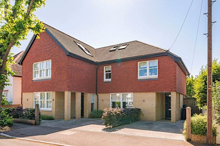 4 Bedroom Semi Detached House For Sale In Kings Drive, Thames Ditton, KT7