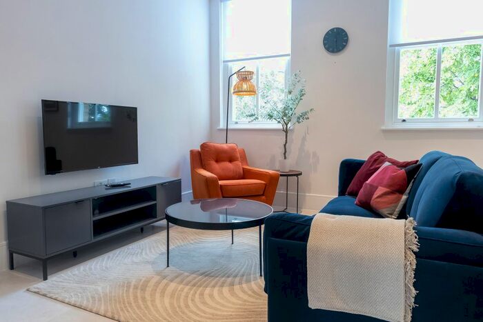 2 Bedroom Flat To Rent In Hungerford Road, London, N7