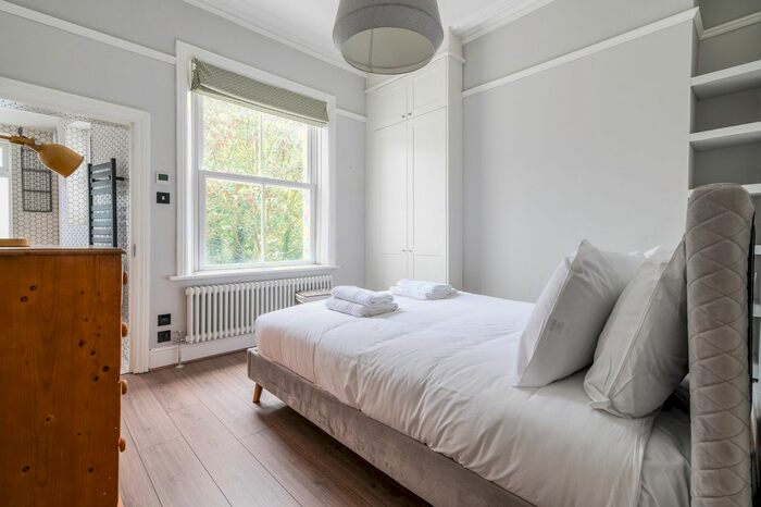 1 Bedroom Flat To Rent In Christchurch Road, London, SW2