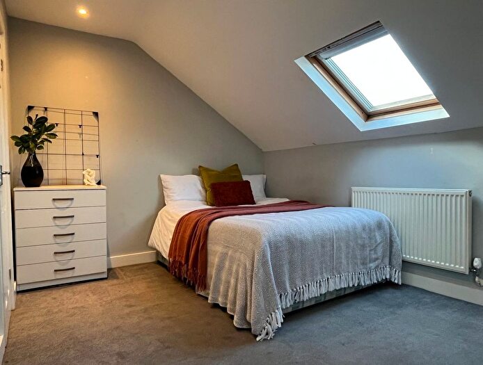 3 Bedroom Terraced House To Rent In Wetherby Grove, Burley, Leeds, LS4