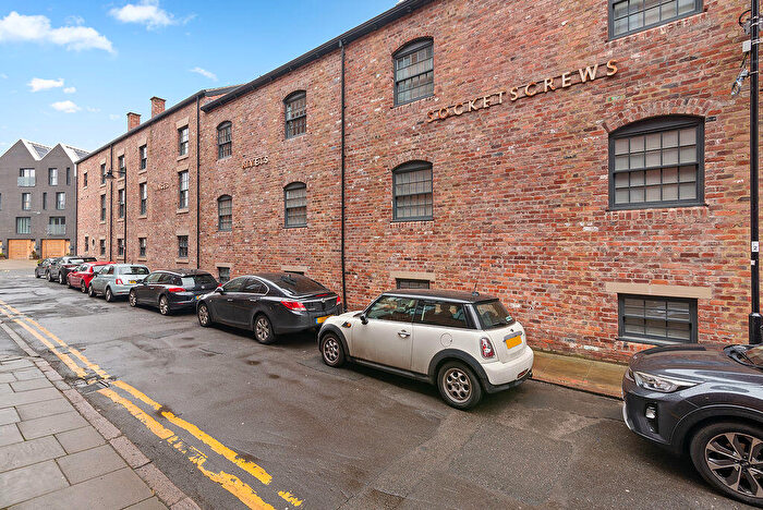 2 Bedroom Apartment To Rent In Dun Fields, Kelham Island, S3