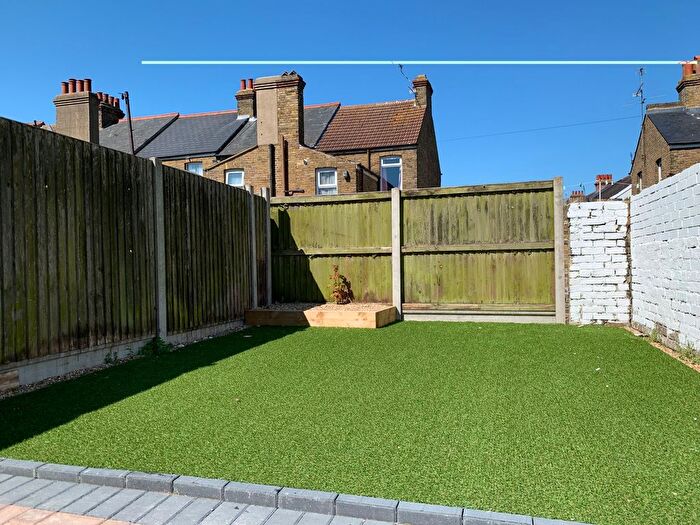 1 Bedroom Studio To Rent In St. Davids Road, Ramsgate, CT11