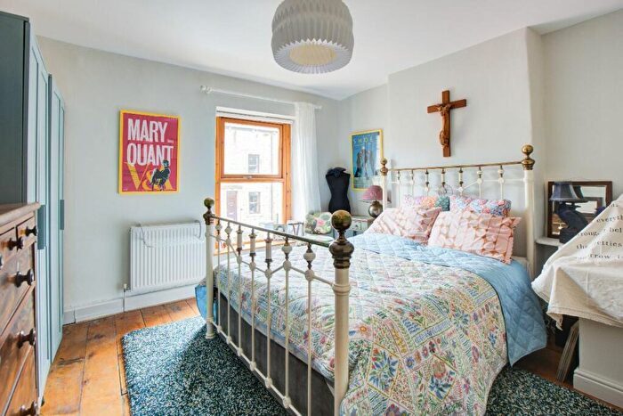 3 Bedroom Terraced House For Sale In Windermere Road, Lancaster, LA1