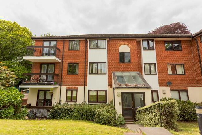 1 Bedroom House To Rent In Wavel Place, , London, , SE26