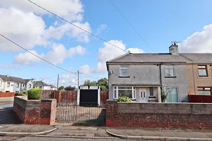 3 Bedroom Semi-Detached House For Sale In Glebeland Place, St Athan, Barry, CF62
