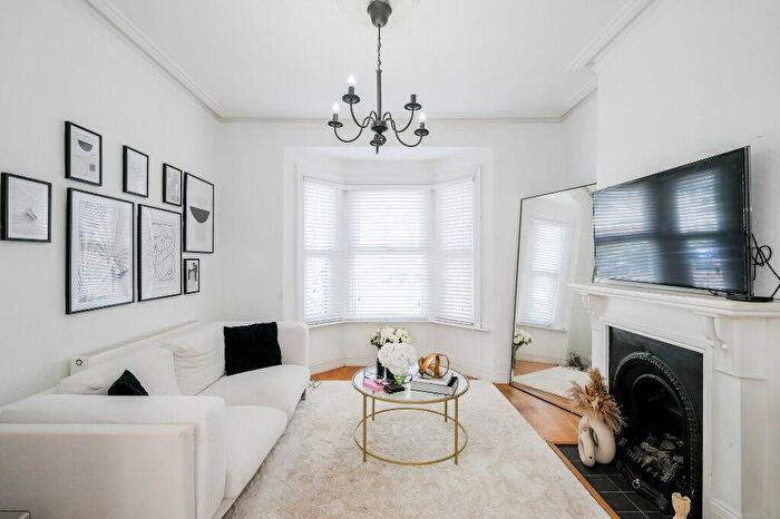 3 Bedroom Semi-Detached House For Sale In Stanley Road, London, E18