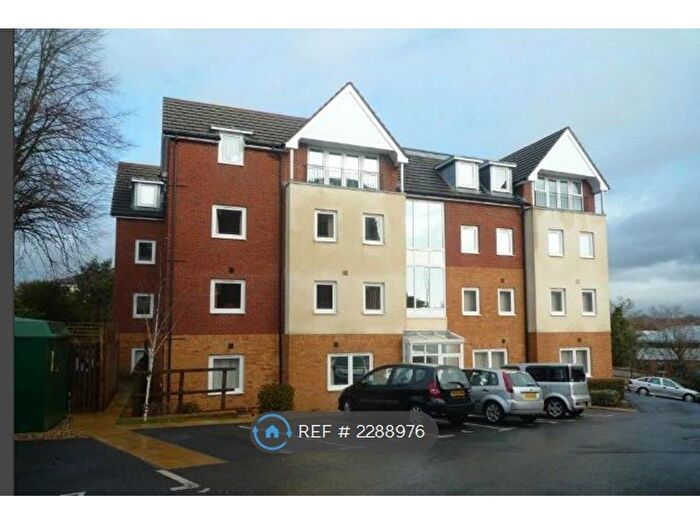 2 Bedroom Flat To Rent In Bastins Close, Park Gate, SO31
