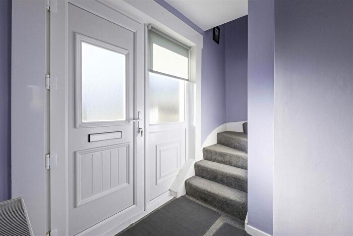 3 Bedroom Terraced House For Sale In Lewis Terrace, Dundee, DD4