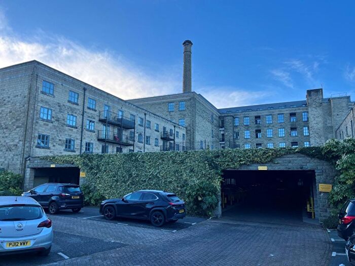 2 Bedroom Flat To Rent In Ilex Mill, Bacup Road, Rawtenstall, BB4